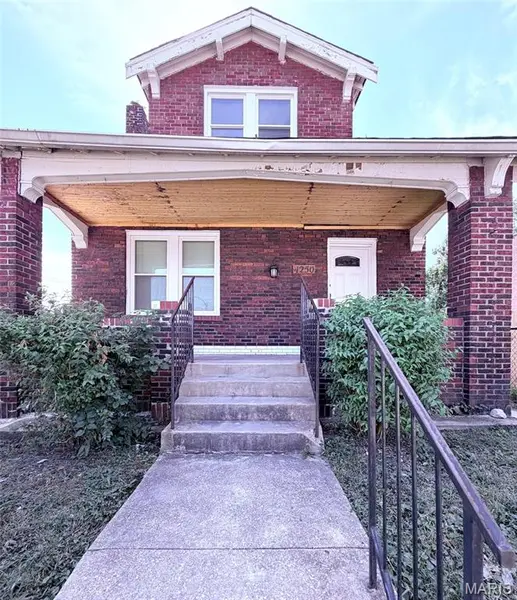 4250 E Kossuth AVE, St Louis, MO 63115