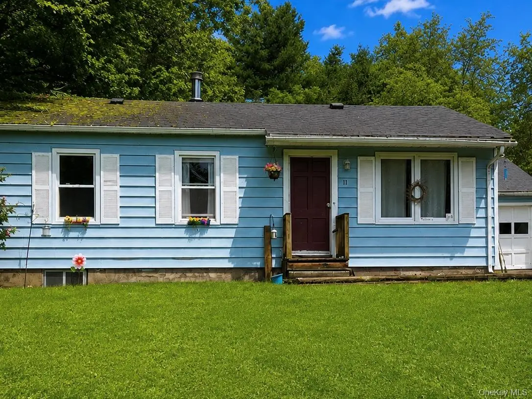 11 Wickham DR, Warwick, NY 10990