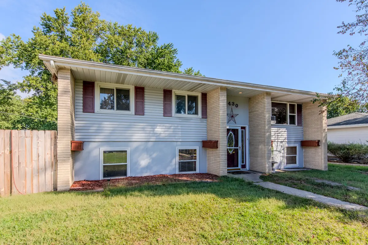 1430 Lantern LN, Morris, IL 60450