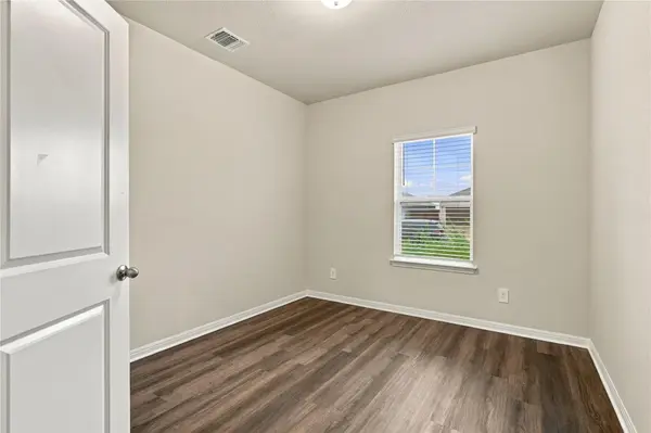 213 Little Green TRL, Jarrell, TX 76537