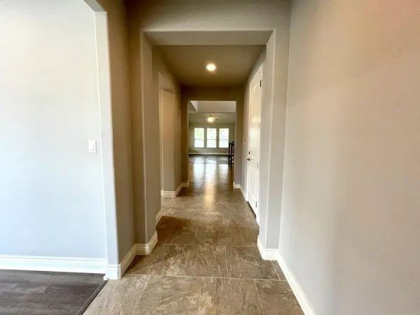 218 Summer Pointe DR, Buda, TX 78610