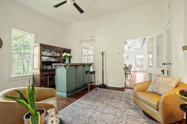 845 High ST, Comfort, TX 78013