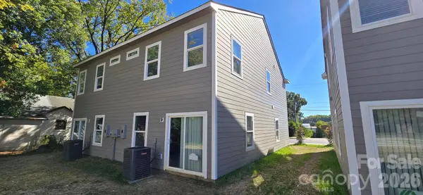 3924 Tuckaseegee RD, Charlotte, NC 28208