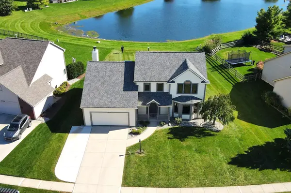 2417 W Harbourside DR, Fort Wayne, IN 46814