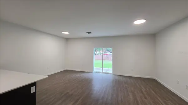 1589 NW 29TH RD #7, Gainesville, FL 32605