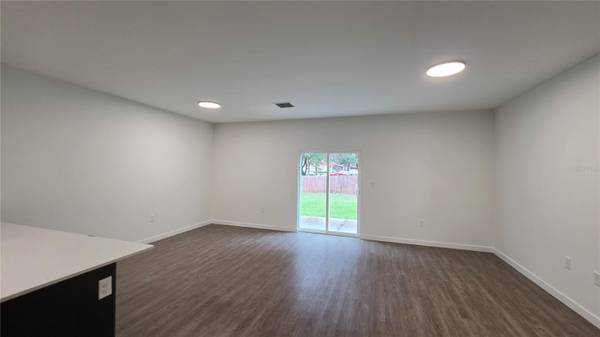 1589 NW 29TH RD #7, Gainesville, FL 32605