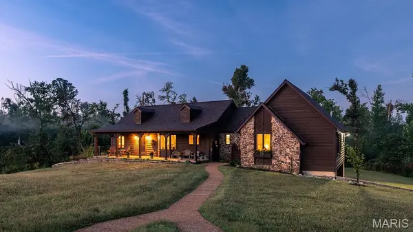 11153 Southern Hunt RD, Marion, IL 62959