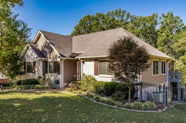 307 Dorris Ct, Hendersonville, TN 37075