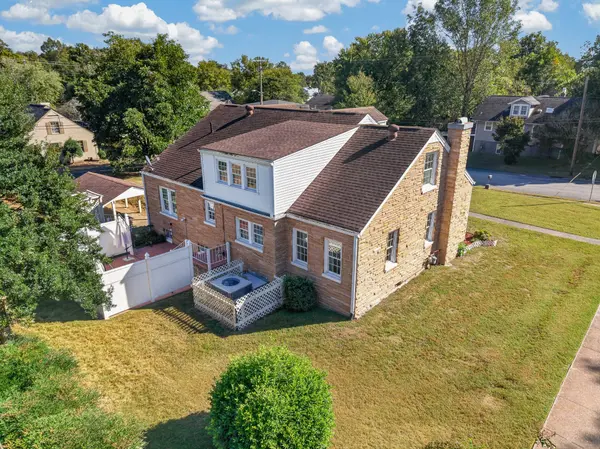 1011 Swanson Blvd, Fayetteville, TN 37334