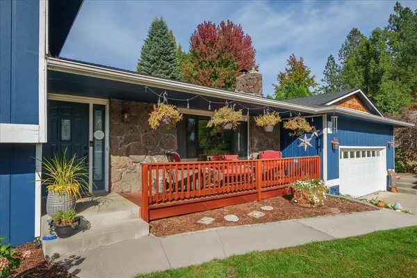 12107 S Player Dr, Spokane, WA 99223