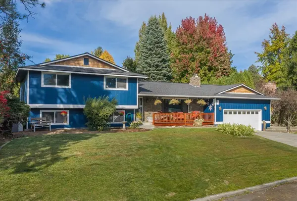 12107 S Player Dr, Spokane, WA 99223