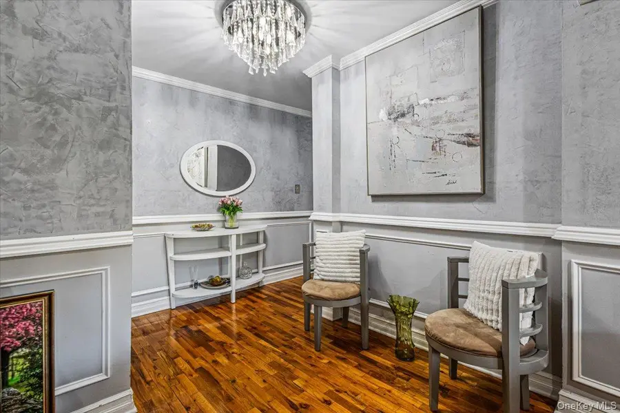 58-03 Calloway ST #6L, Corona, NY 11368