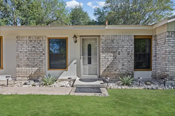 1102 Sahara Ave, Austin, TX 78745