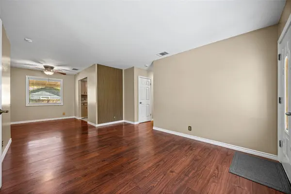 1102 Sahara Ave, Austin, TX 78745