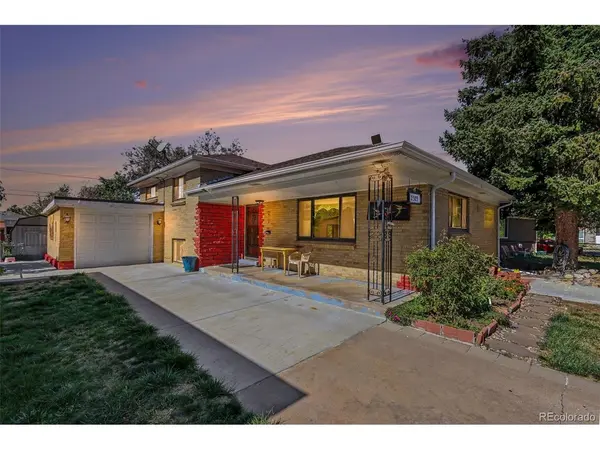 2383 Oakland, Aurora, CO 80010