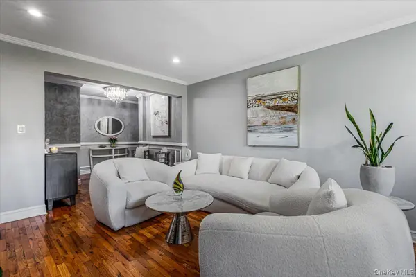 58-03 Calloway ST #6L, Corona, NY 11368