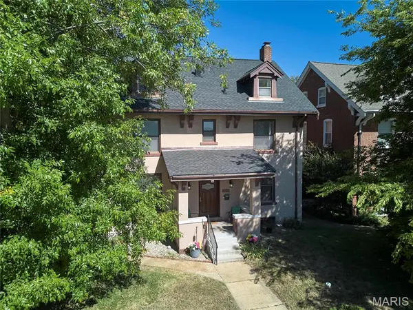 6059 Clemens AVE, St Louis, MO 63112