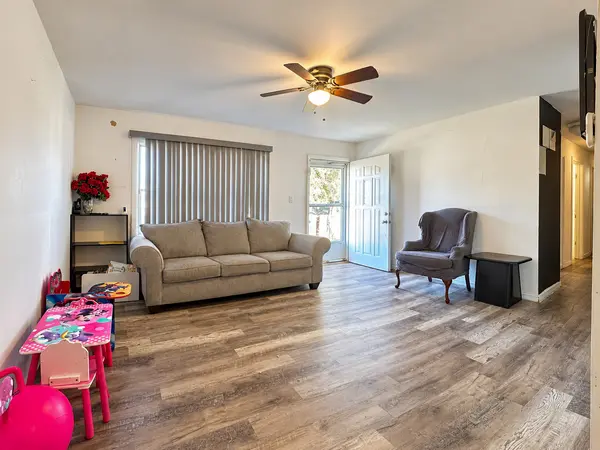 2012 218th PL, Sauk Village, IL 60411