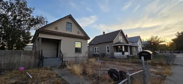 9 W 3rd Ave, Kennewick, WA 99338