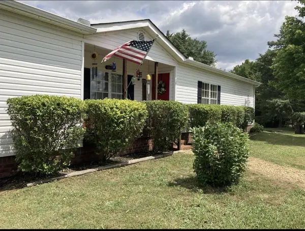 107 Puckett Rd, Murfreesboro, TN 37128