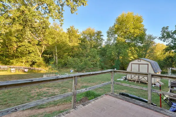 1604 W Crossland ST, Ozark, MO 65721