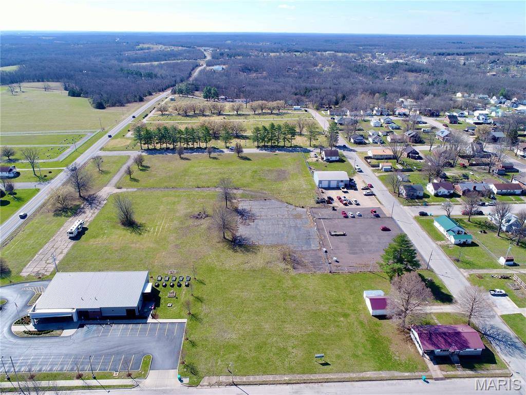 412 E Madison AVE, Owensville, MO 65066