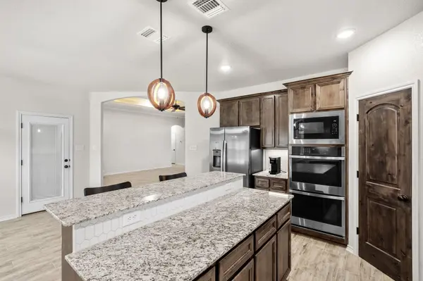 7711 Silicon DR, Killeen, TX 76542