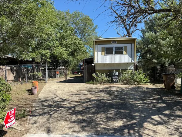 2102 Blue Meadow DR, Austin, TX 78744