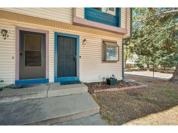 413 S Kittredge #A, Aurora, CO 80017