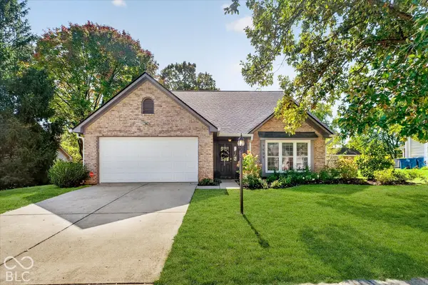 7599 Meadow Ridge DR, Fishers, IN 46038
