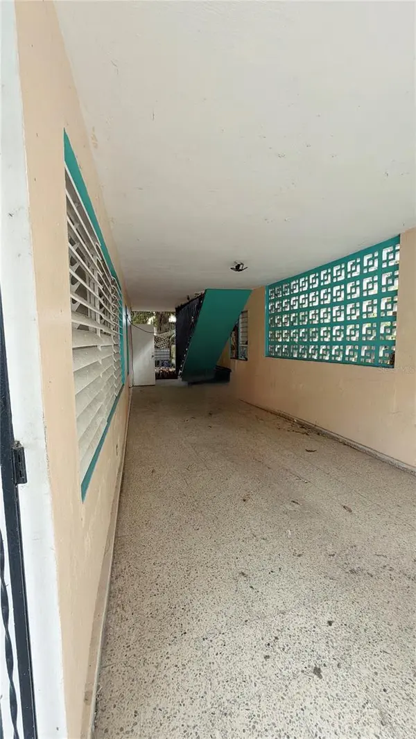 14 ABRA DEL PIMIENTO CALLE 6, Barceloneta, PR 00617
