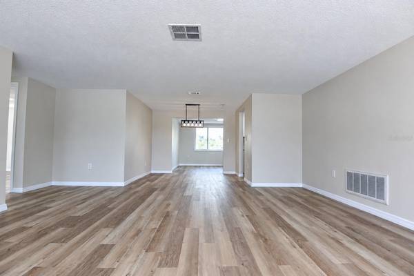 7421 SANDALWOOD DR, Port Richey, FL 34668