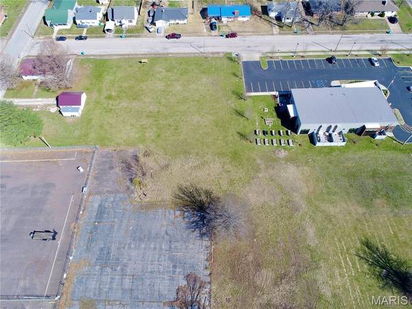 412 E Madison AVE, Owensville, MO 65066