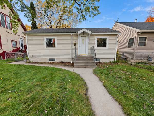 1041 17th AVE S, Saint Cloud, MN 56301
