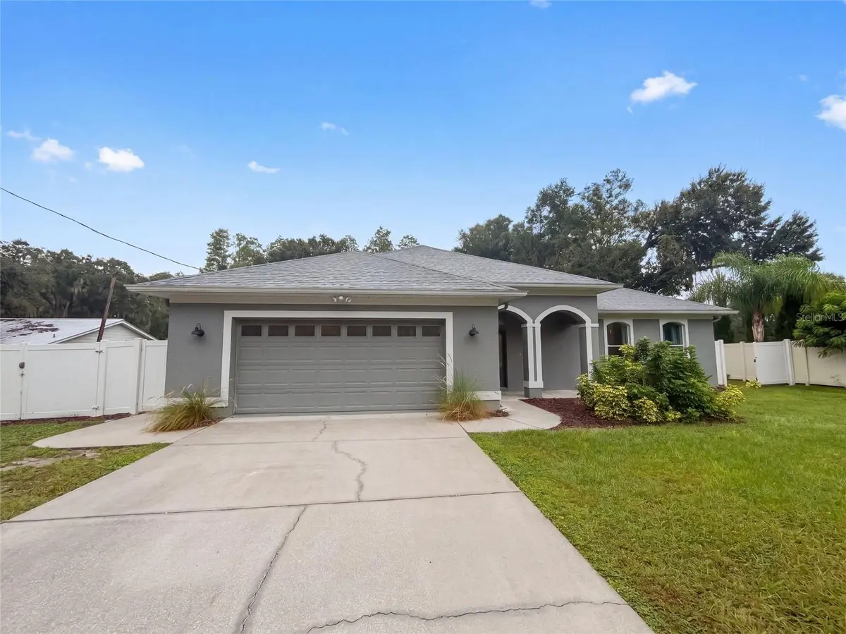 219 WILLOW BEND Pkwy, Lutz, FL 33549