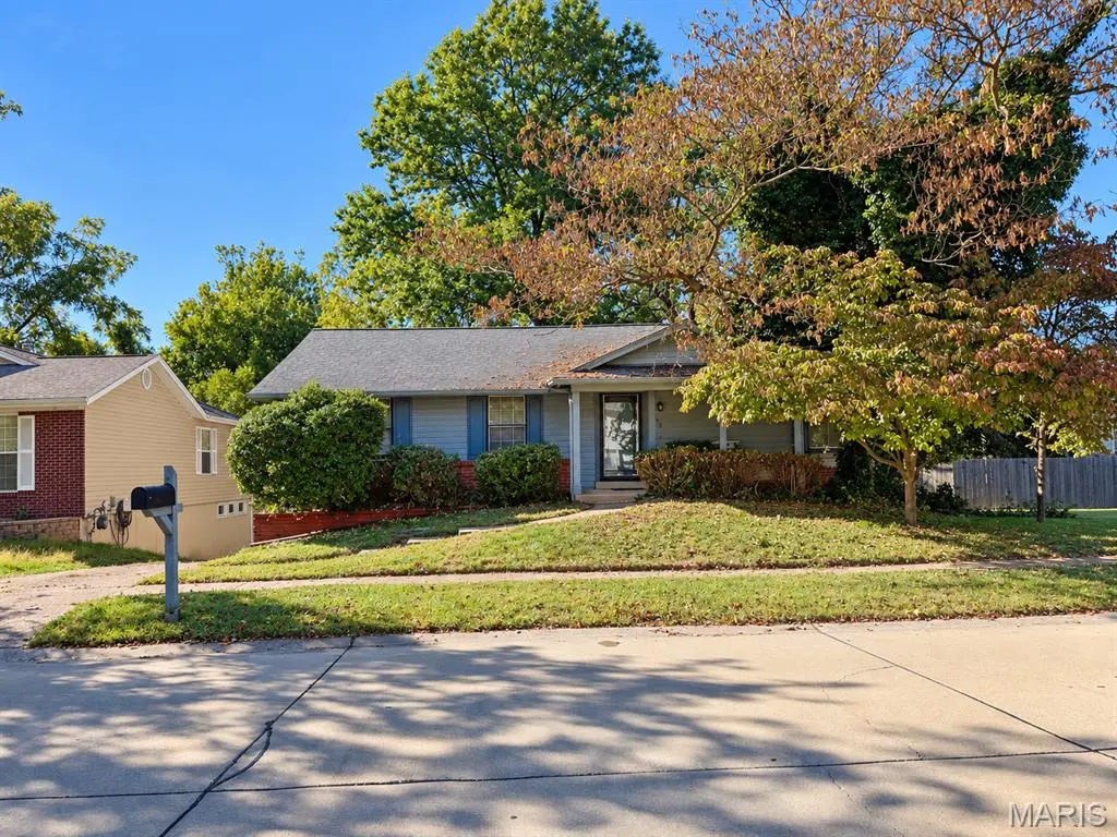 2335 Bennington PL, St Louis, MO 63043