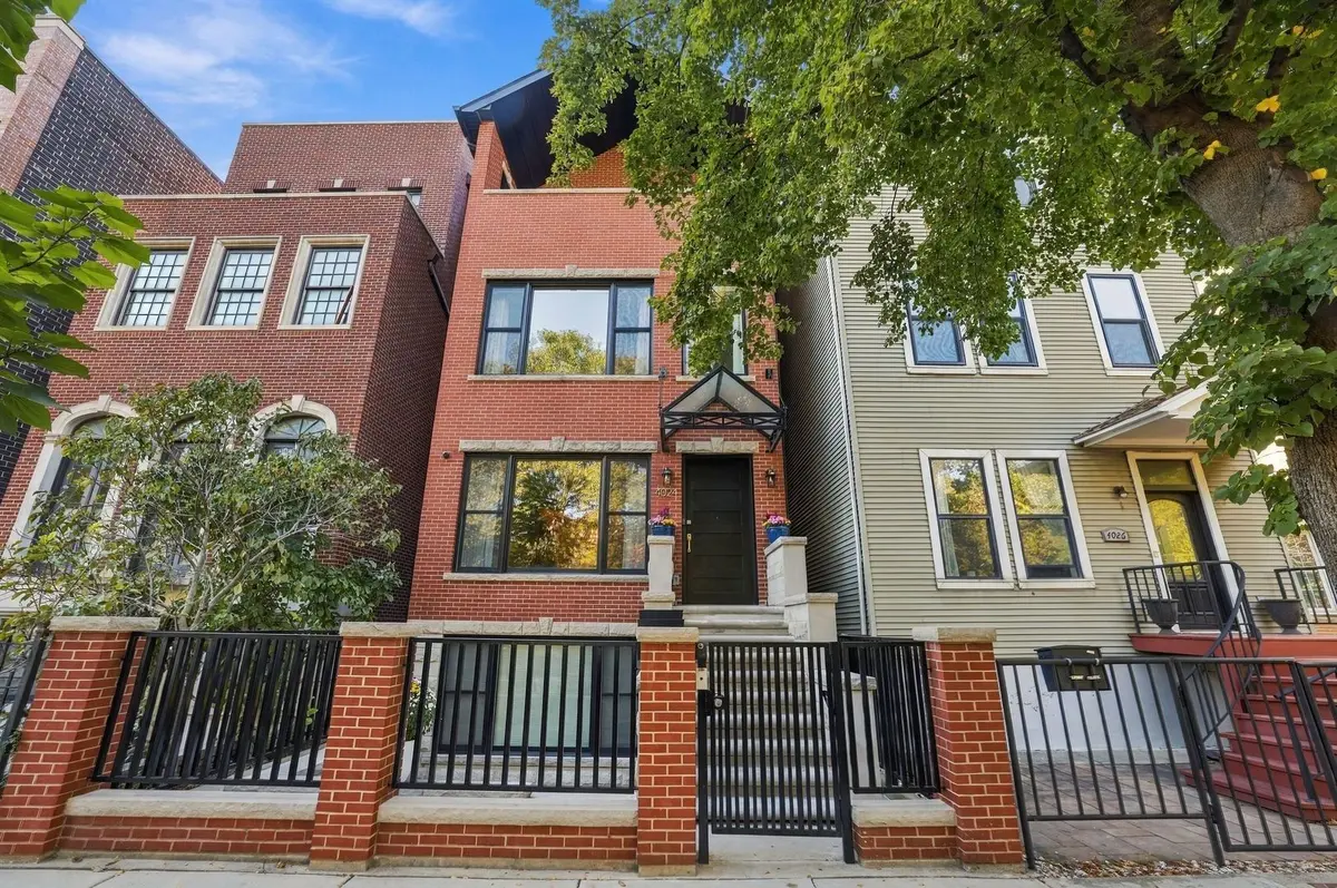 4024 N California AVE, Chicago, IL 60618