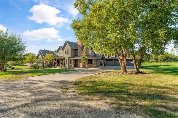 20540 Pflumm RD, Bucyrus, KS 66013