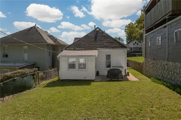 703 McDonald ST, St Joseph, MO 64505