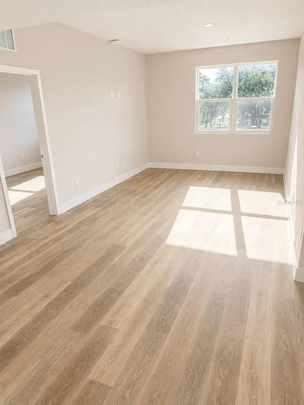 4424 S TEXAS AVE #1-201, Orlando, FL 32839