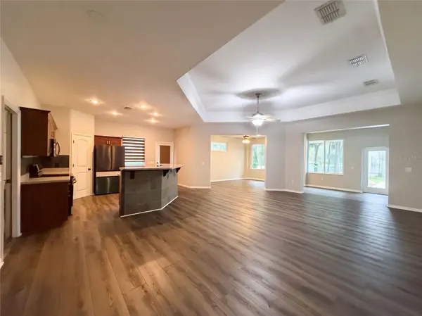 219 WILLOW BEND Pkwy, Lutz, FL 33549