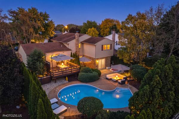 415 W NOYES ST, Arlington Heights, IL 60005