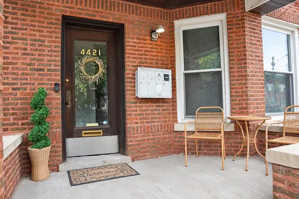 4421 N Kimball AVE, Chicago, IL 60625