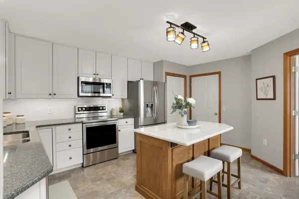 18677 Kalmar TRL, Lakeville, MN 55044