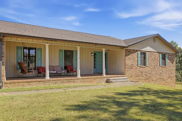 1857 Old McKenzie Hwy, Paris, TN 38242