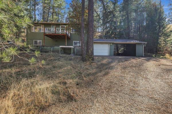 310 N Deep Creek Rd, Medical Lake, WA 99022-8671