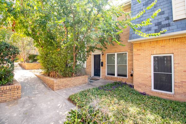 821 E Oltorf ST, Austin, TX 78704