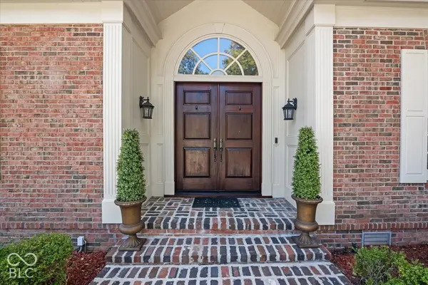 9652 Nautilus CIR, Indianapolis, IN 46256