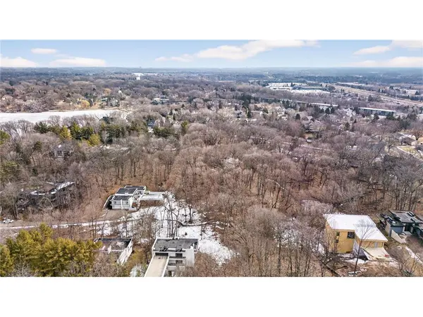 7602 Erie AVE, Chanhassen, MN 55317