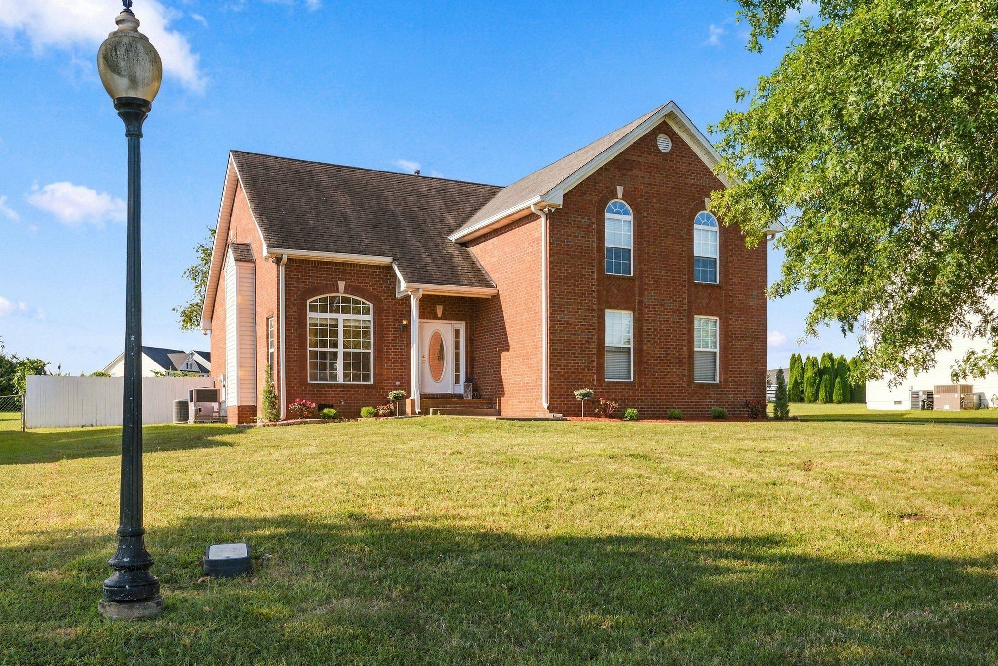 2014 Elaina Jeanne Dr, Pleasant View, TN 37146
